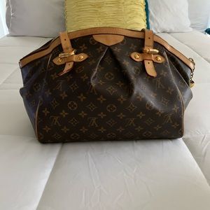 Louis Vuitton Purse
